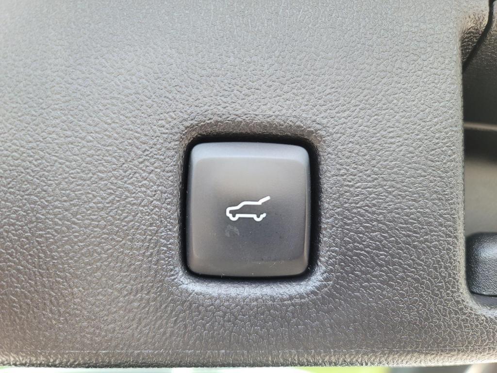used 2024 Ford Escape car, priced at $25,319