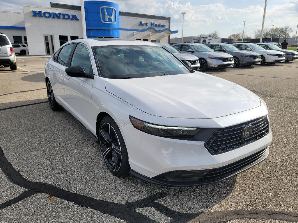 new 2025 Honda Accord Hybrid car, priced at $35,304