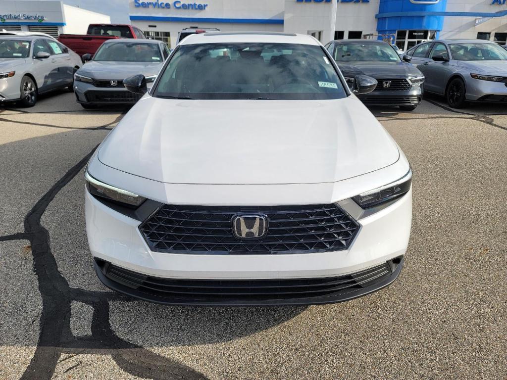 new 2025 Honda Accord Hybrid car, priced at $35,304