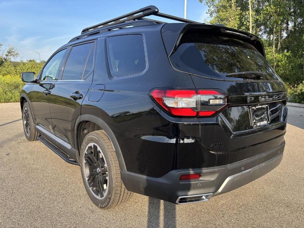 new 2026 Honda Pilot car, priced at $56,689