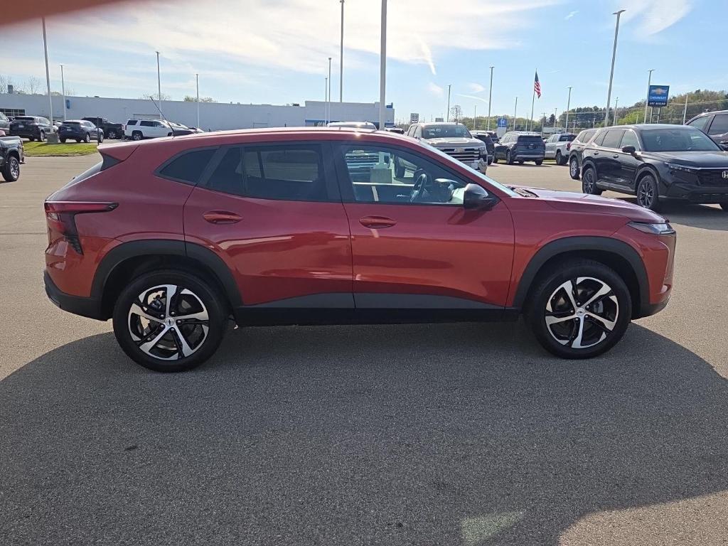 used 2024 Chevrolet Trax car, priced at $19,489