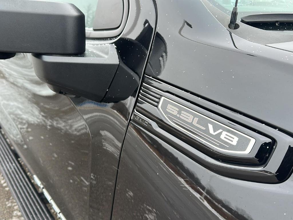 used 2023 GMC Sierra 1500 car, priced at $35,937