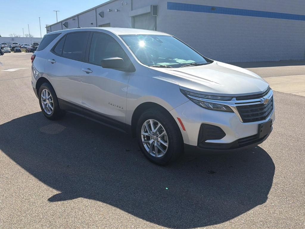 used 2022 Chevrolet Equinox car, priced at $17,335