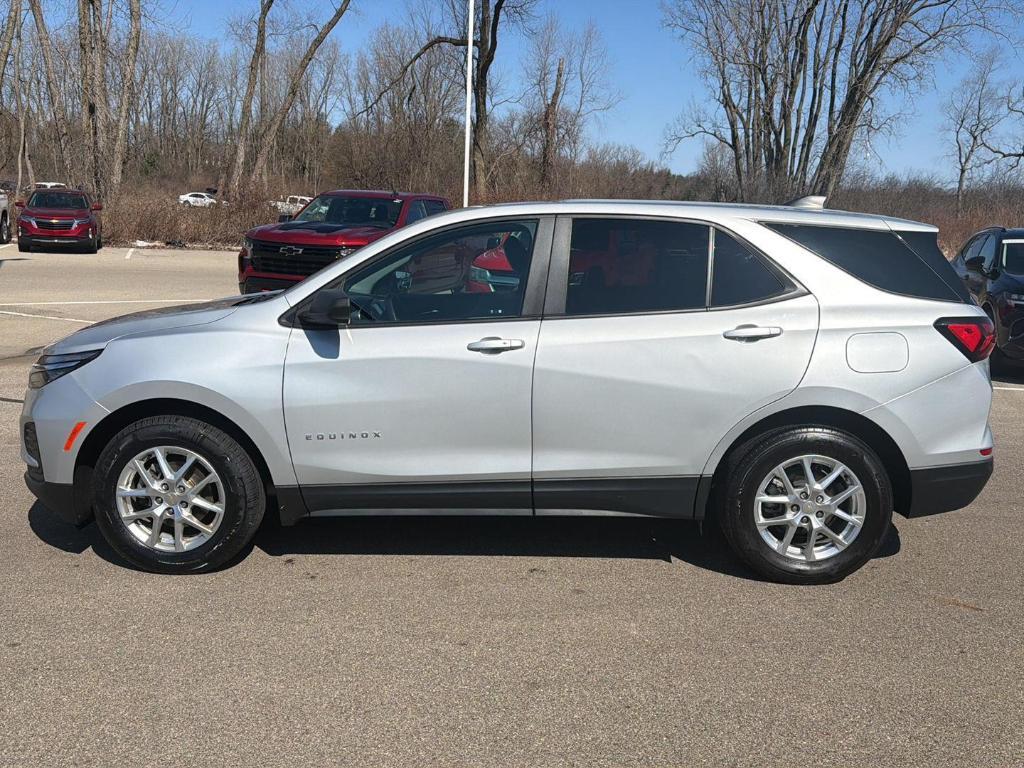 used 2022 Chevrolet Equinox car, priced at $17,335