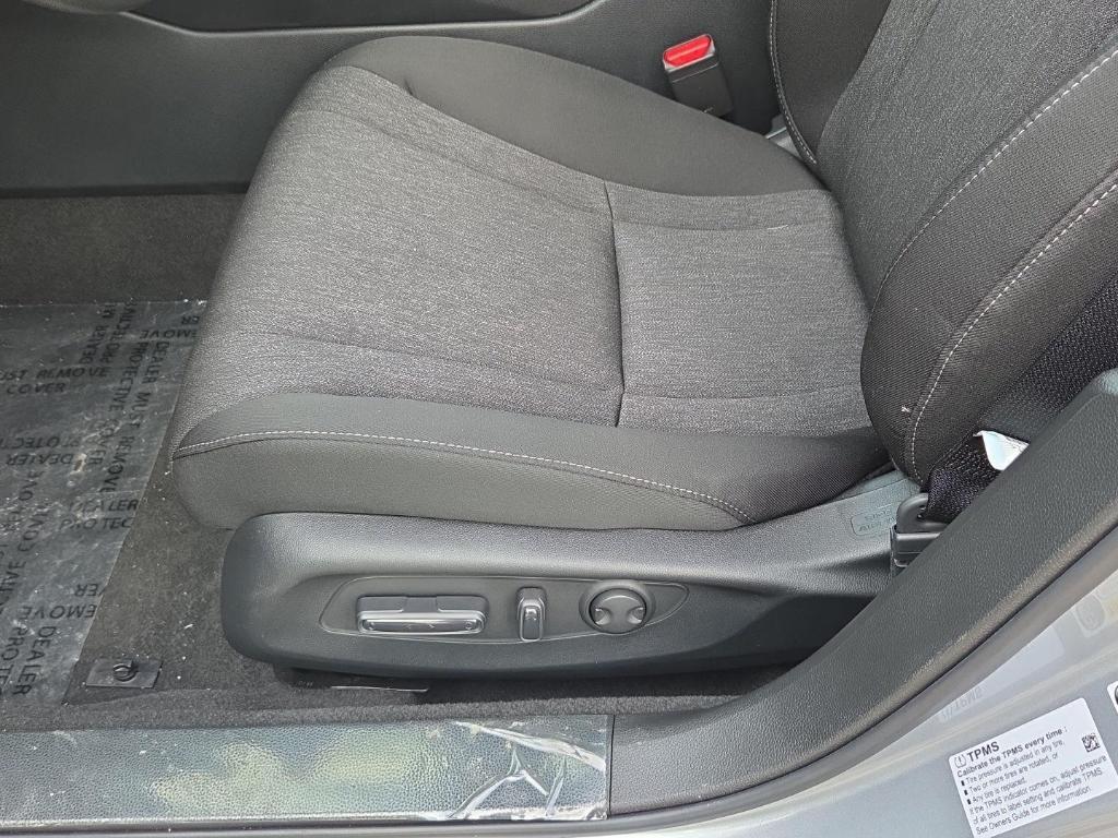 new 2025 Honda Accord car, priced at $31,554