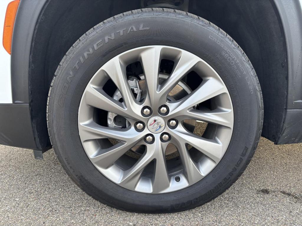 used 2026 Buick Enclave car, priced at $39,489