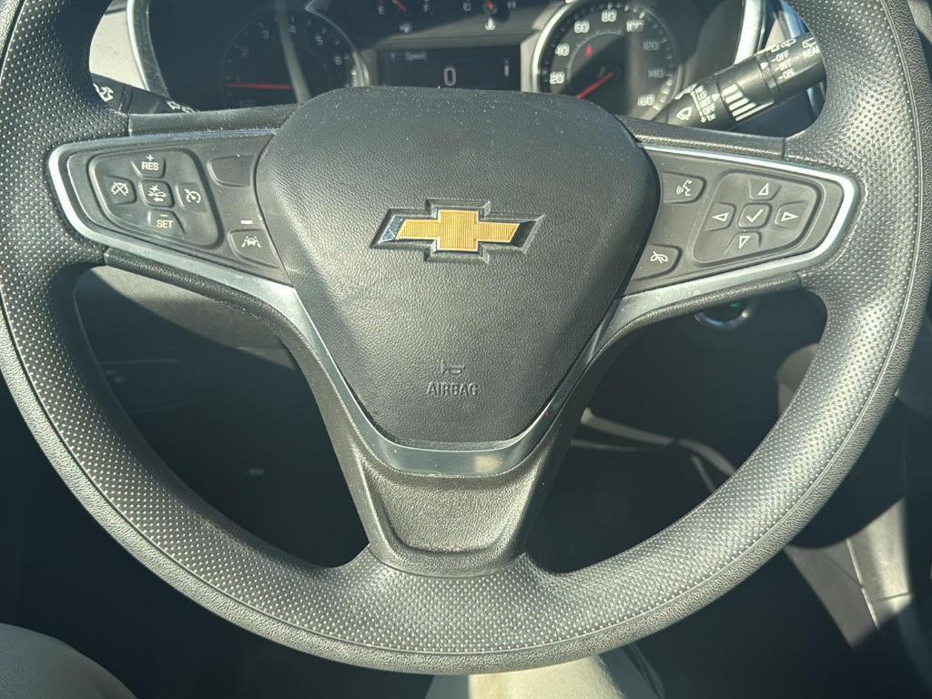 used 2022 Chevrolet Equinox car, priced at $18,989