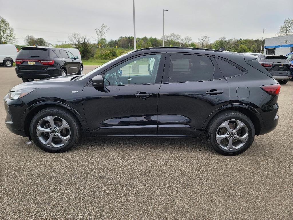 used 2023 Ford Escape car, priced at $21,989