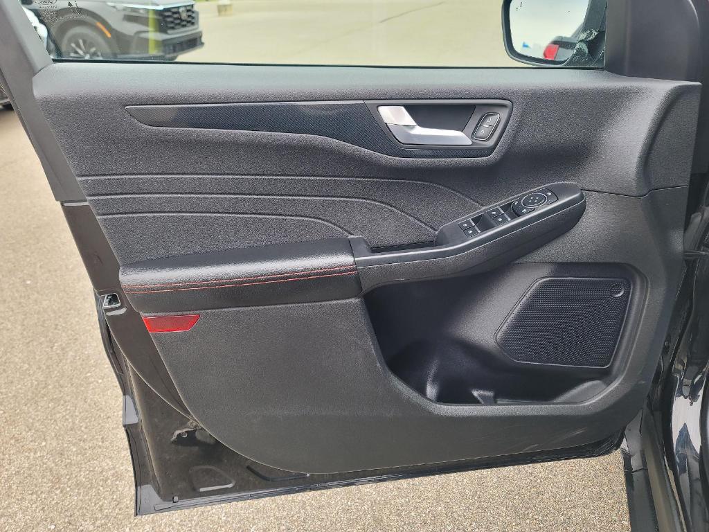 used 2023 Ford Escape car, priced at $21,989