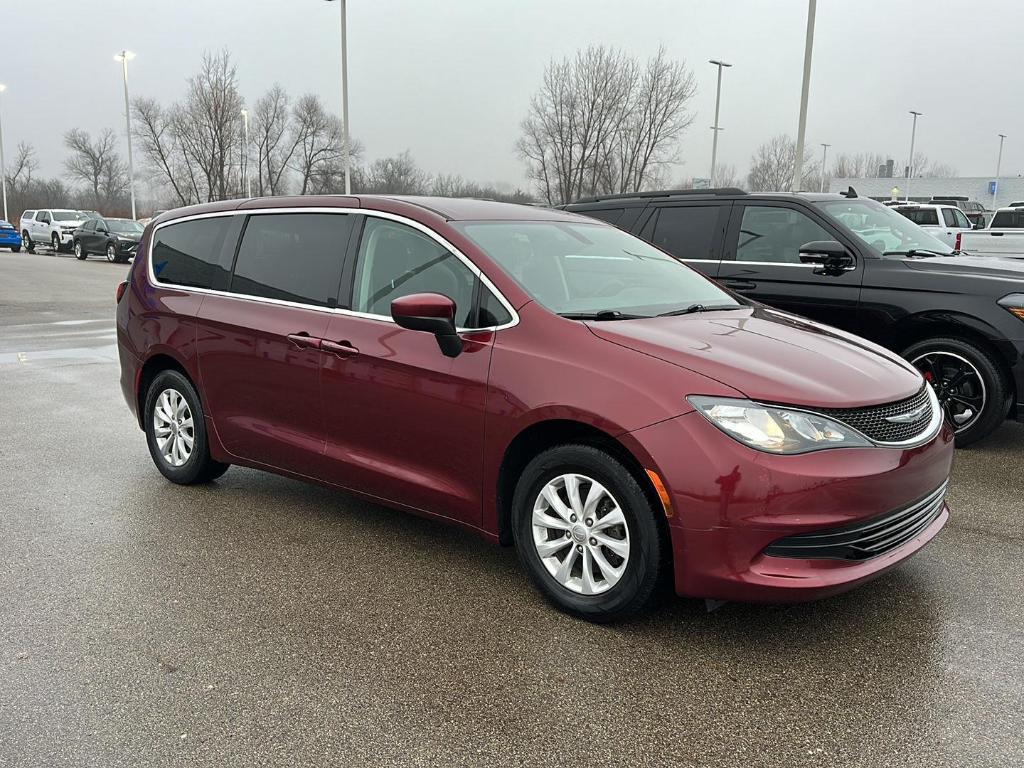 used 2017 Chrysler Pacifica car, priced at $11,989