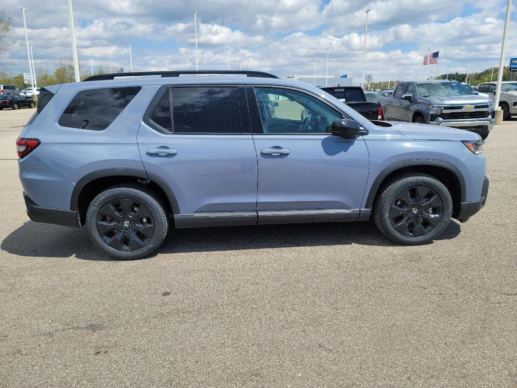 new 2026 Honda Pilot car, priced at $56,749