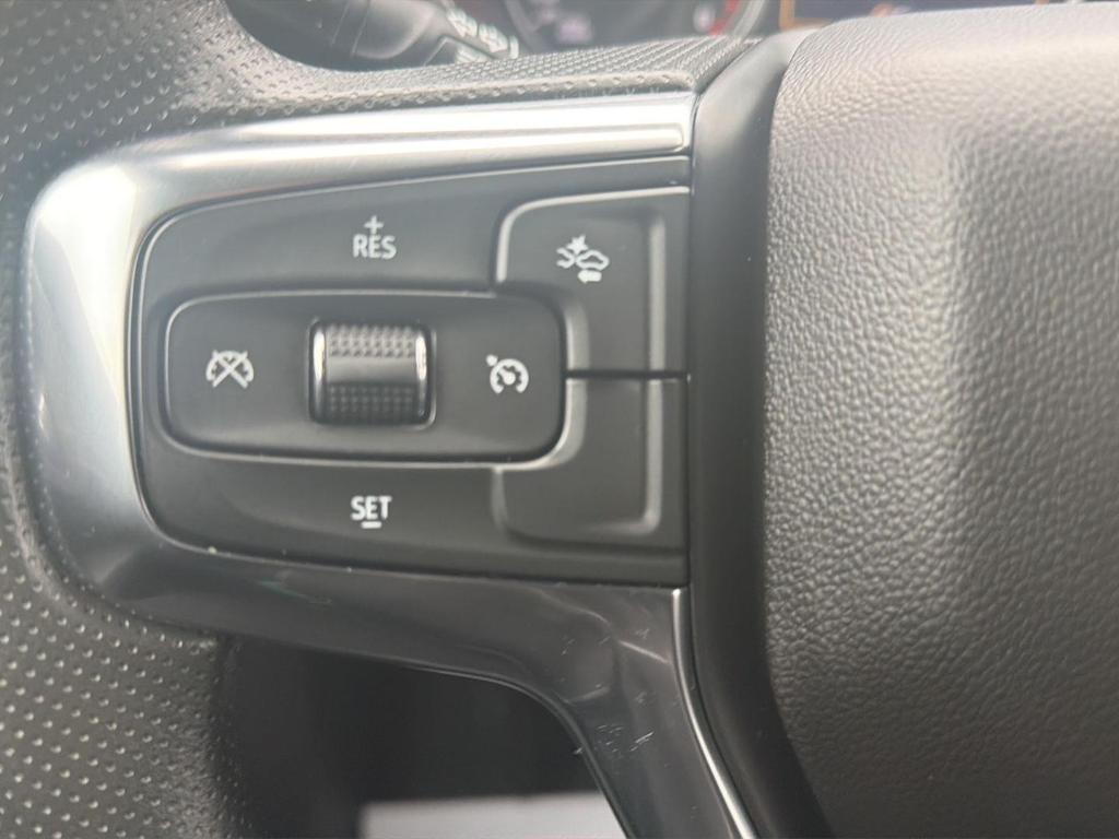 used 2024 Chevrolet Blazer car, priced at $26,389