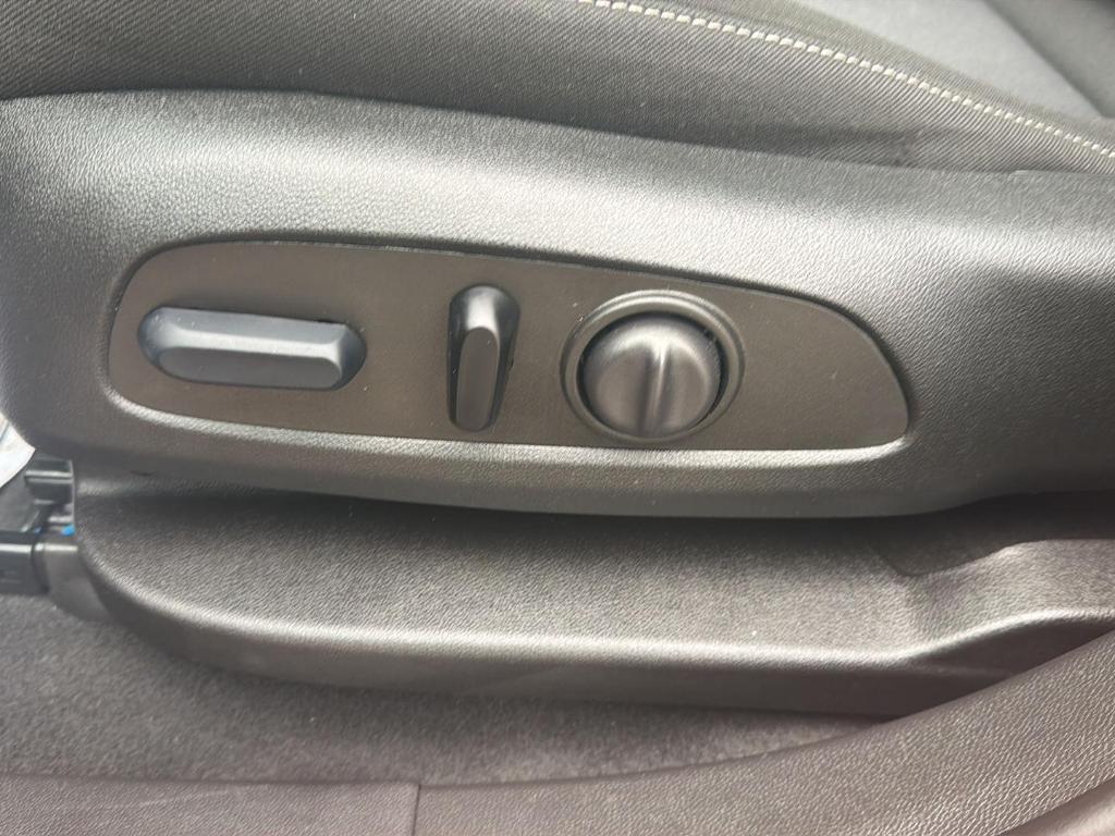 used 2024 Chevrolet Blazer car, priced at $26,389