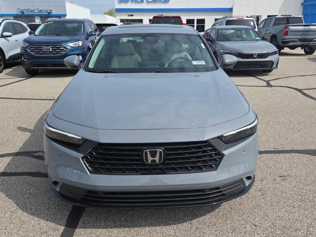 new 2025 Honda Accord Hybrid car, priced at $36,304