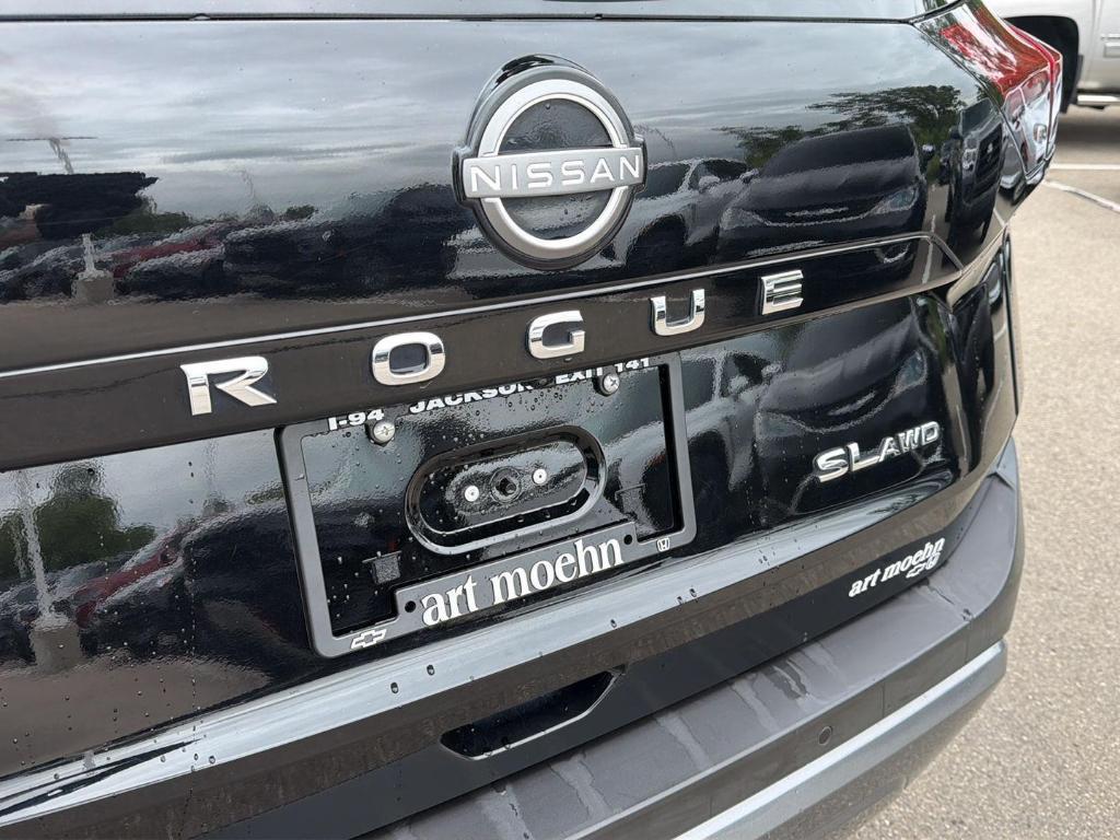 used 2023 Nissan Rogue car, priced at $23,487