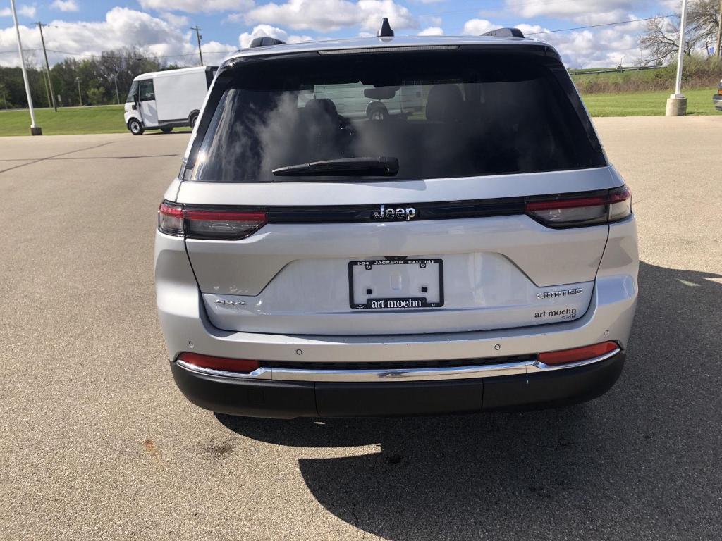 used 2022 Jeep Grand Cherokee car, priced at $26,489