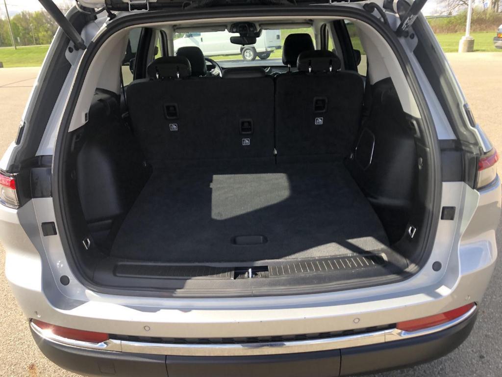 used 2022 Jeep Grand Cherokee car, priced at $26,489