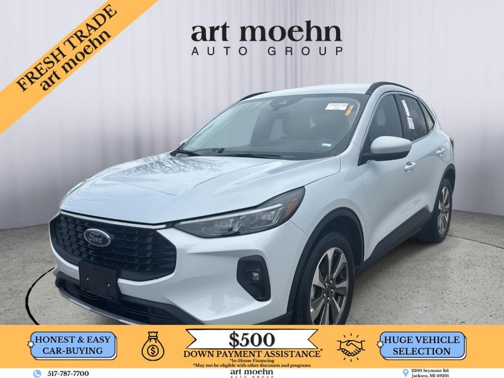 used 2025 Ford Escape car, priced at $27,387