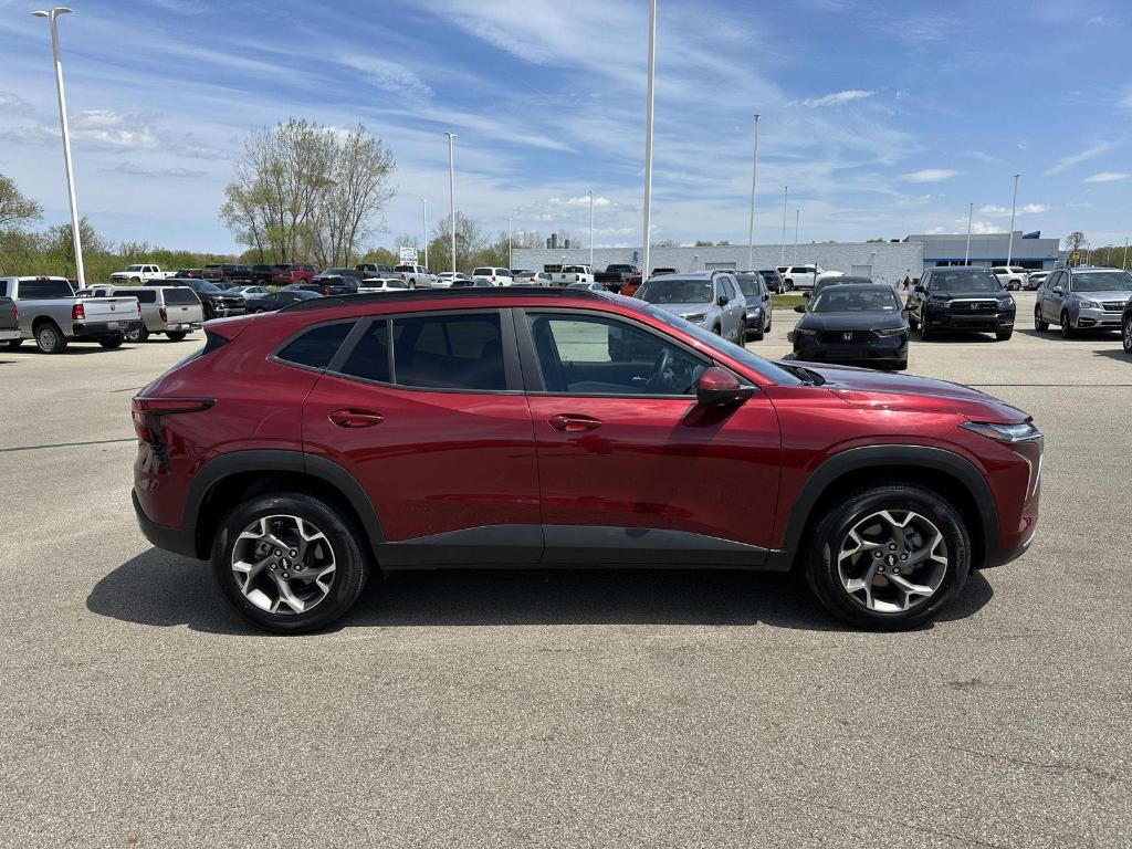 used 2025 Chevrolet Trax car, priced at $21,407