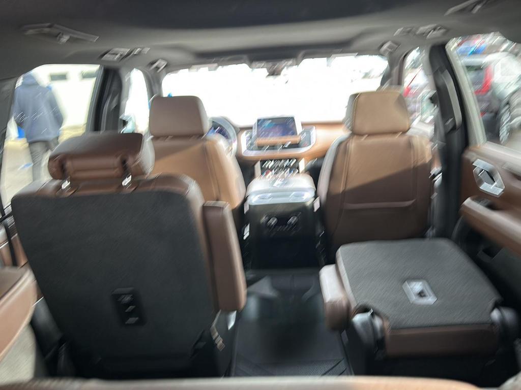 used 2022 Chevrolet Suburban car, priced at $40,987