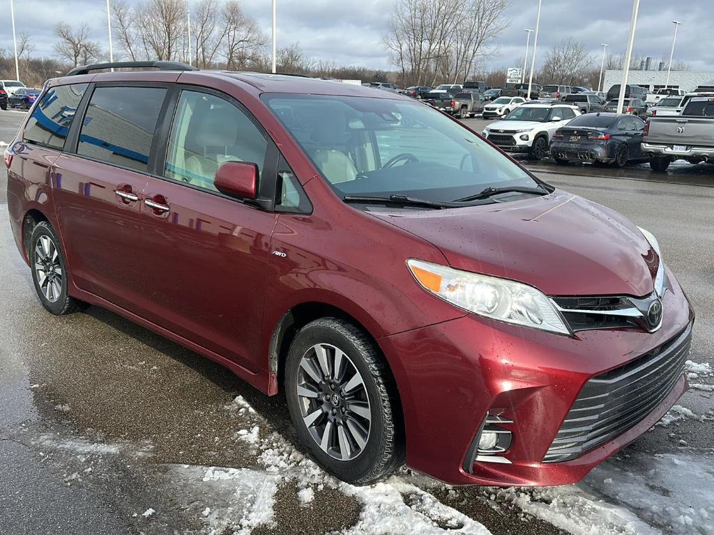 used 2018 Toyota Sienna car, priced at $15,989