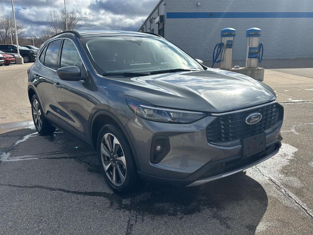 used 2025 Ford Escape car, priced at $27,987