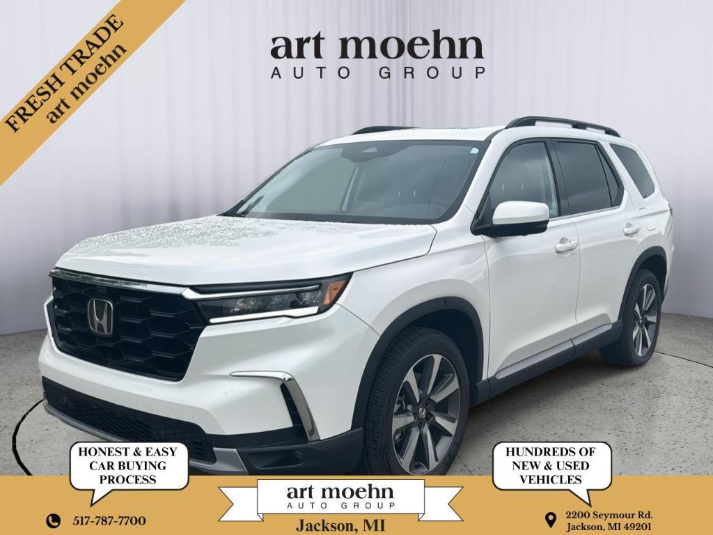 used 2025 Honda Pilot car, priced at $48,949