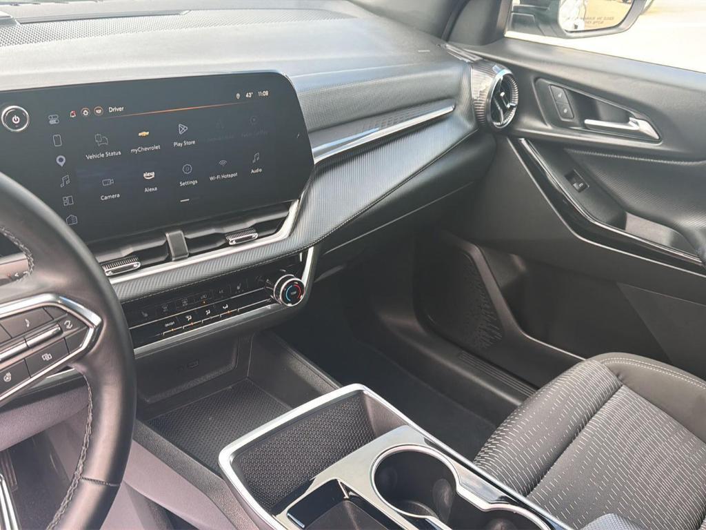 used 2025 Chevrolet Equinox car, priced at $27,349
