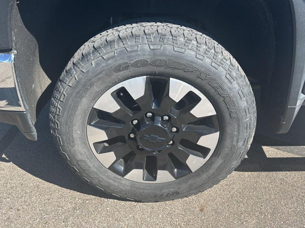 used 2020 Chevrolet Silverado 2500 car, priced at $31,989