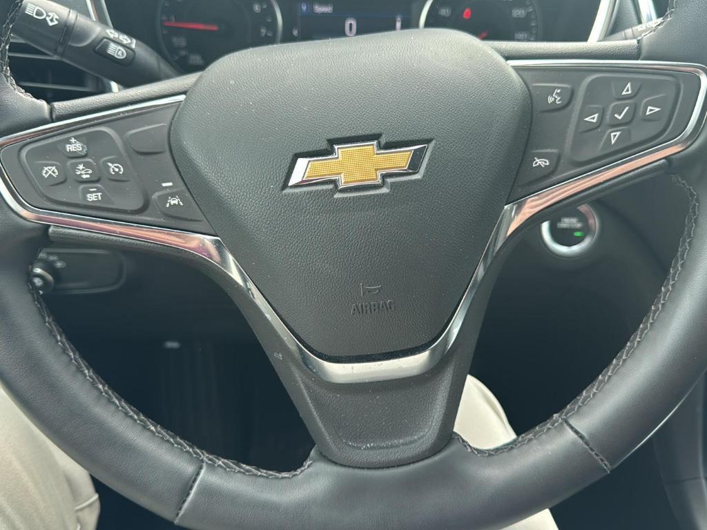 used 2023 Chevrolet Equinox car, priced at $23,489