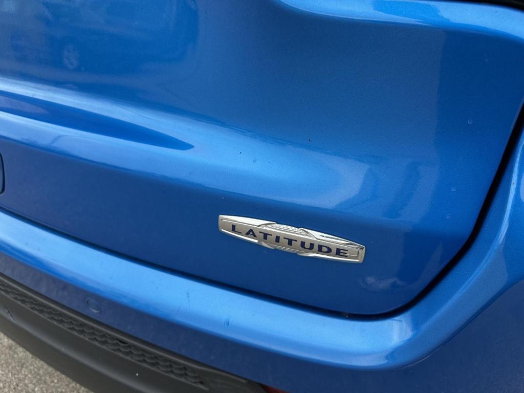 used 2020 Jeep Compass car, priced at $15,989