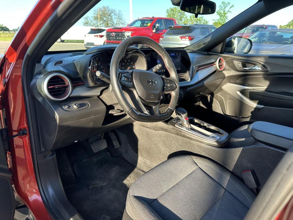 used 2024 Chevrolet Trax car, priced at $19,989