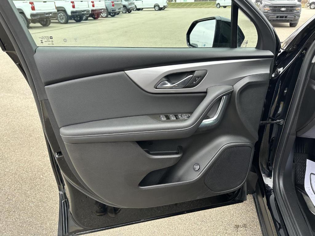 used 2024 Chevrolet Blazer car, priced at $27,669