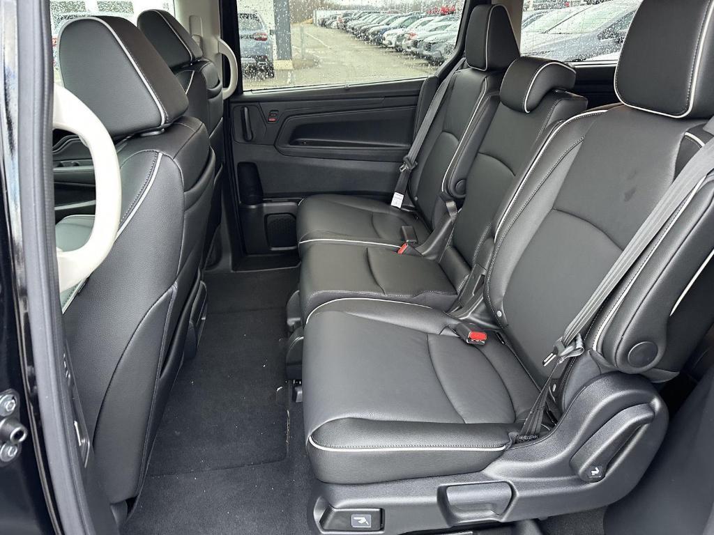 new 2026 Honda Odyssey car, priced at $48,990