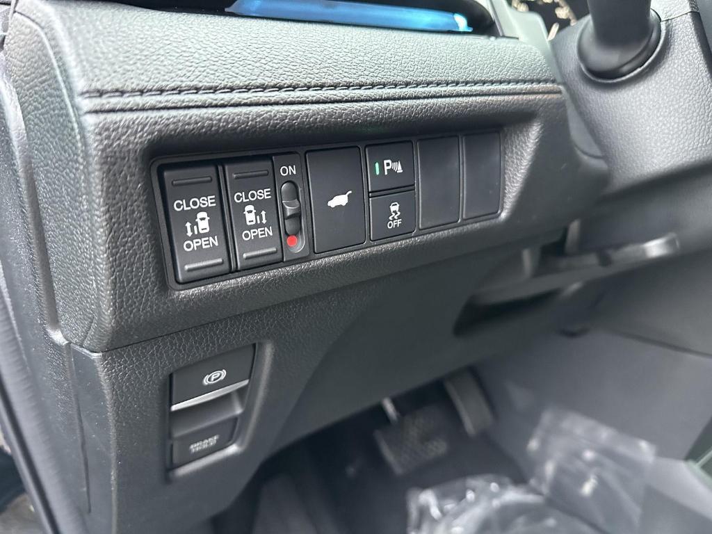 new 2026 Honda Odyssey car, priced at $48,990