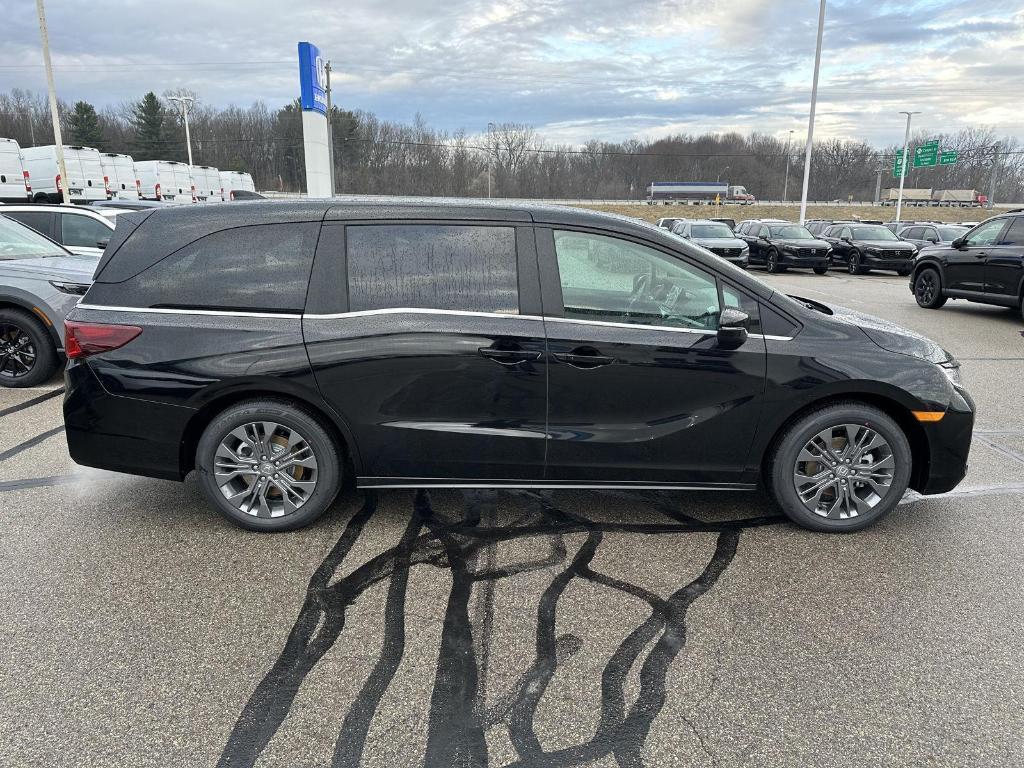 new 2026 Honda Odyssey car, priced at $48,990