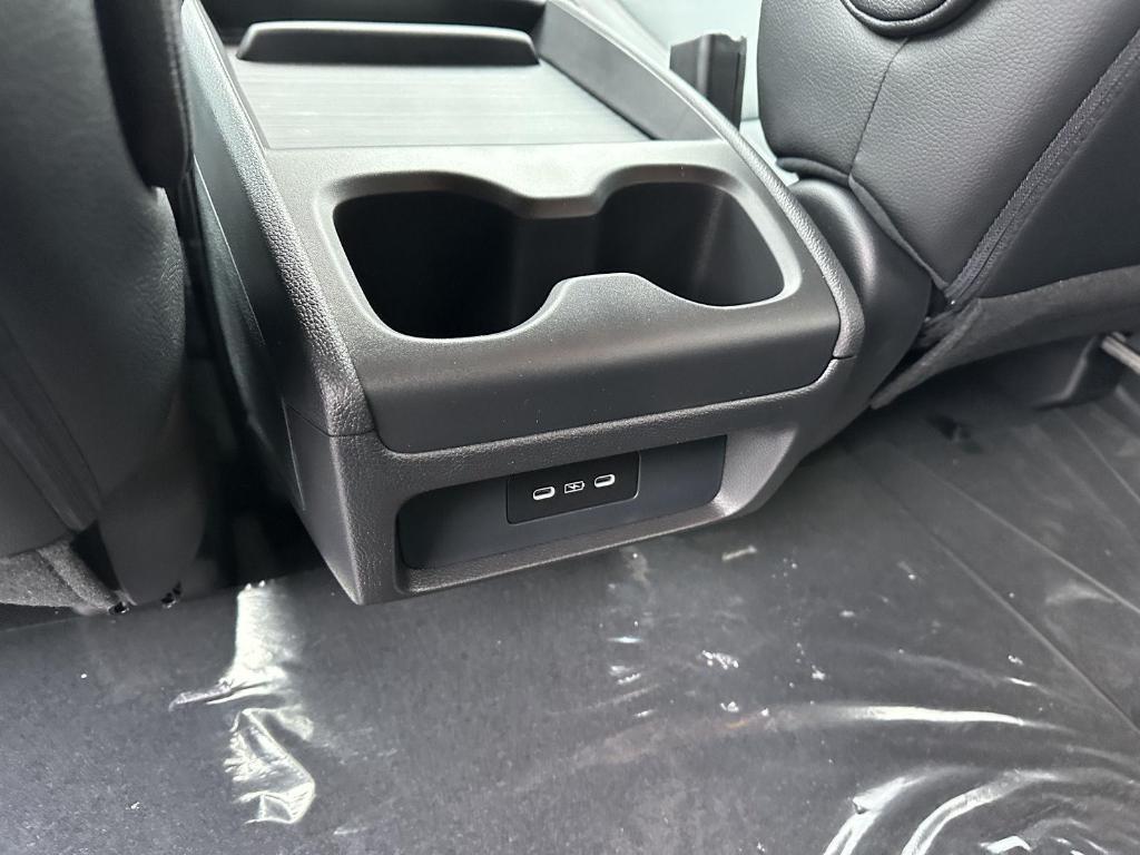 new 2026 Honda Odyssey car, priced at $45,390