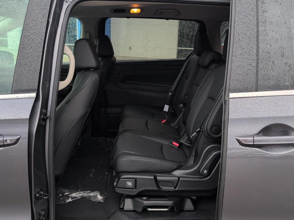 new 2026 Honda Odyssey car, priced at $44,290
