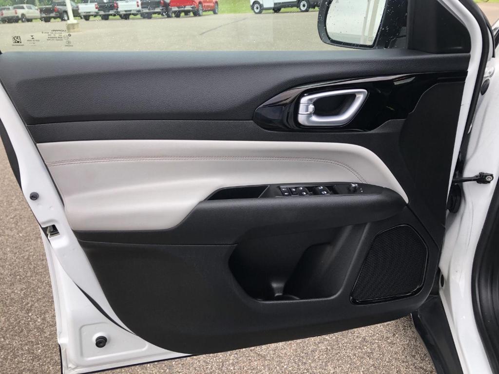 used 2023 Jeep Compass car, priced at $23,449