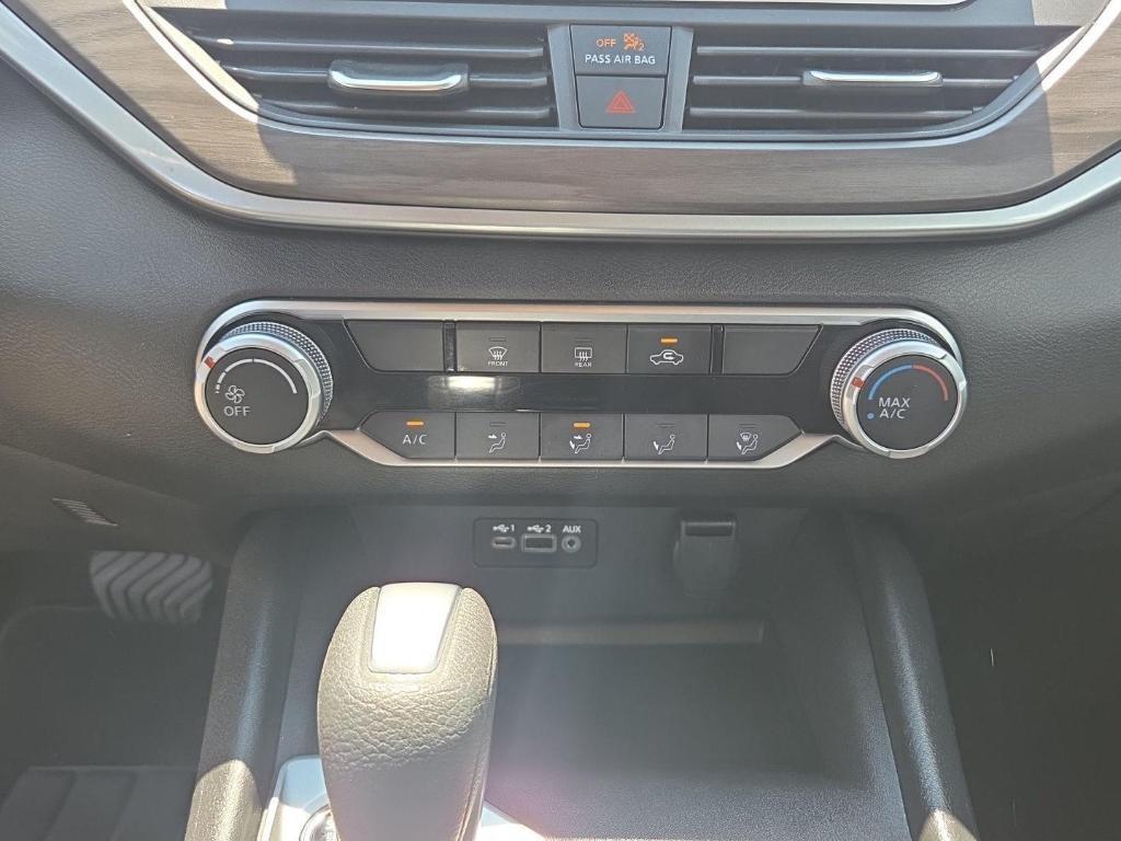 used 2025 Nissan Altima car, priced at $20,917