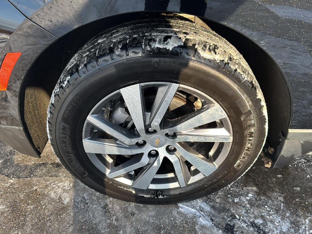 used 2023 Chevrolet Equinox car, priced at $20,917