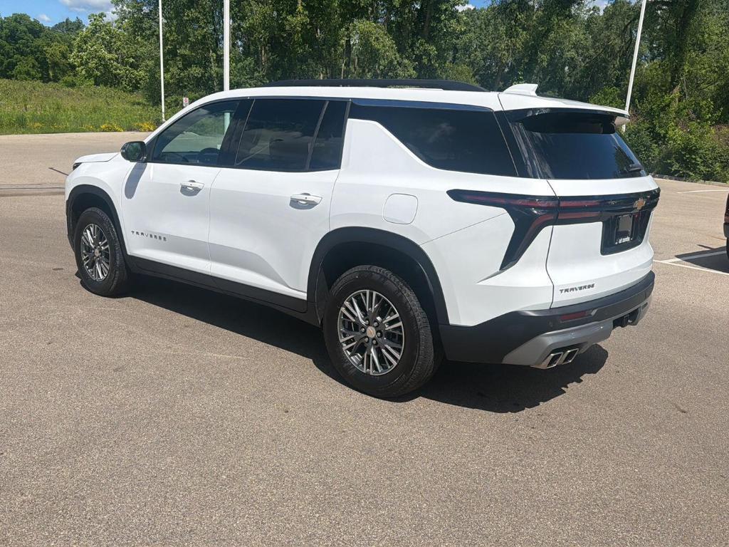 used 2025 Chevrolet Traverse car, priced at $36,349
