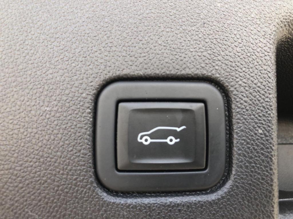 used 2024 Chevrolet Equinox car, priced at $20,415