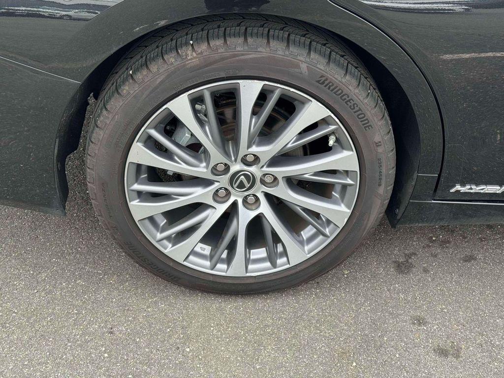 used 2021 Lexus ES 300h car, priced at $29,414