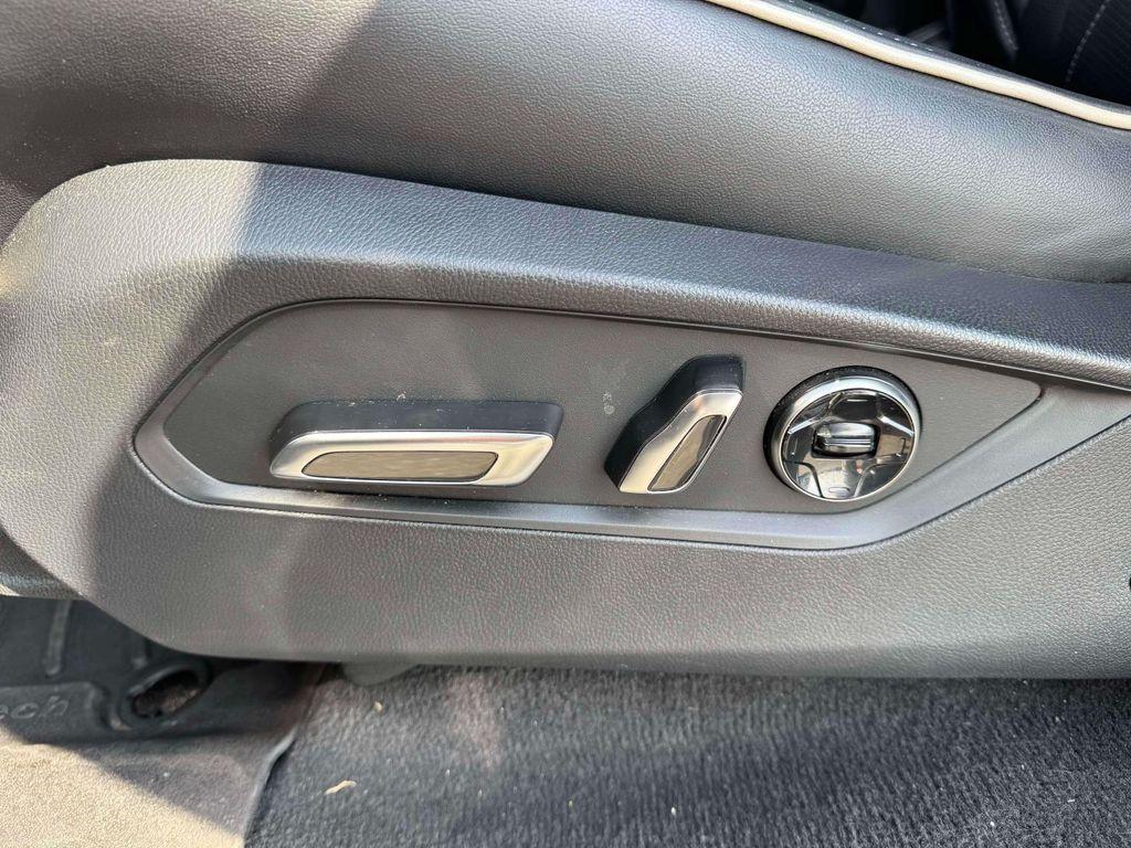 used 2025 Acura MDX car, priced at $51,411