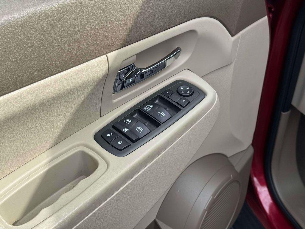 used 2012 Jeep Liberty car, priced at $10,989