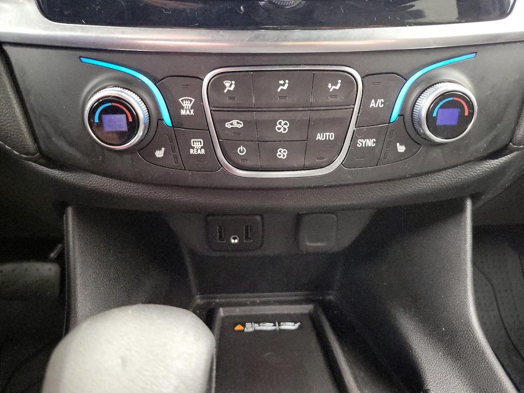 used 2023 Chevrolet Traverse car, priced at $29,998