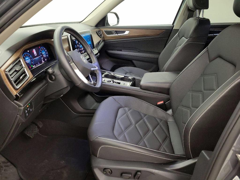 used 2025 Volkswagen Atlas car, priced at $34,998