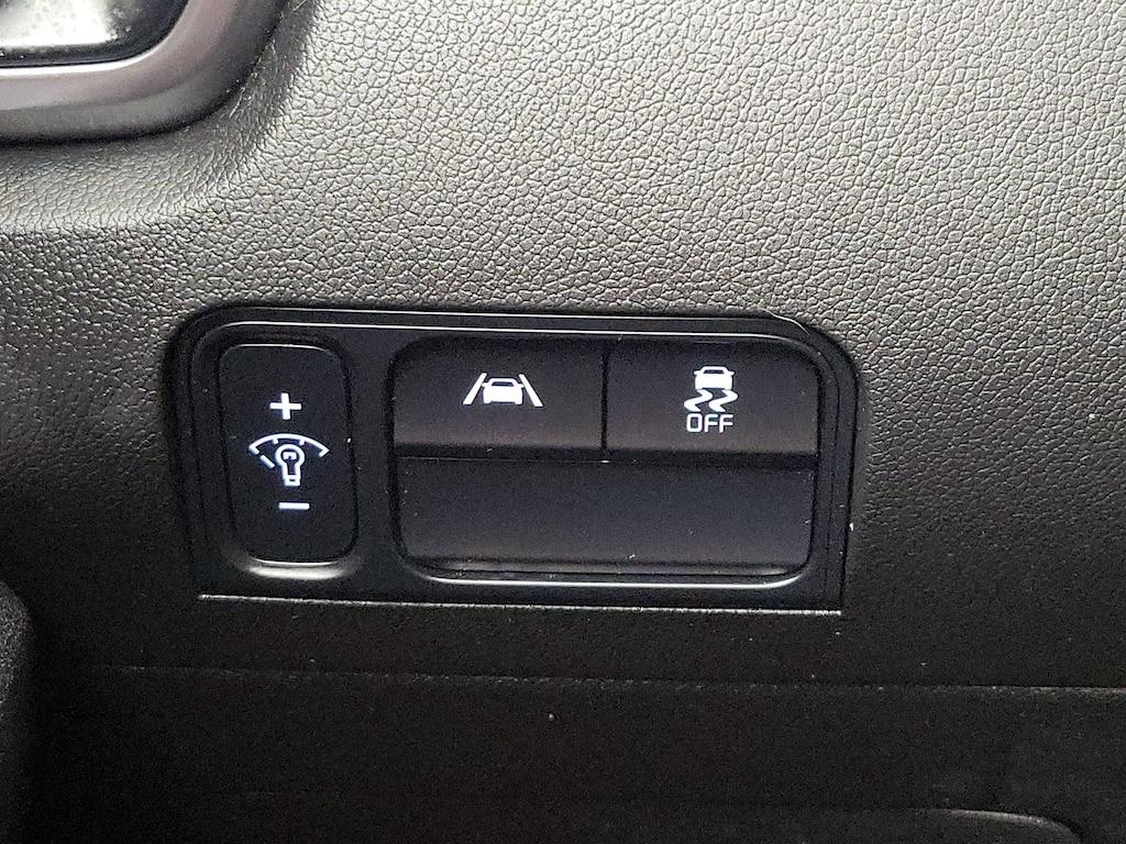 used 2023 Kia Sorento car, priced at $23,998