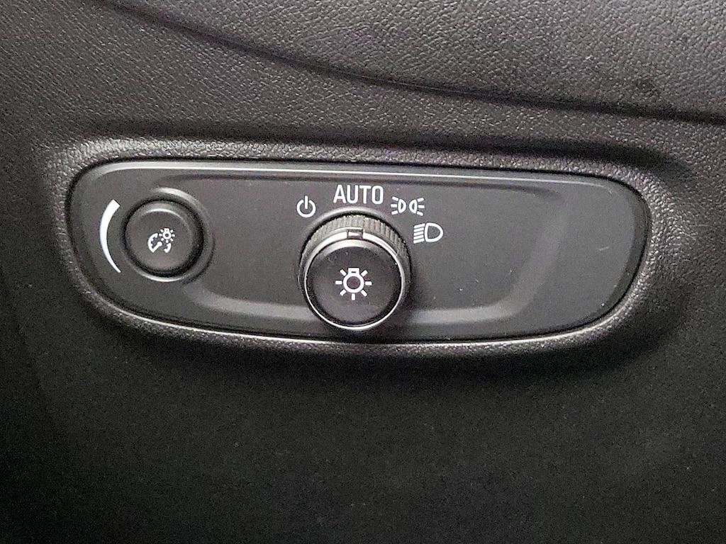 used 2024 Chevrolet Equinox car, priced at $23,998